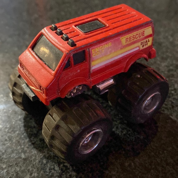 Soma Other - Vintage 1998 Soma Engine Co.7 Toy Car Truck